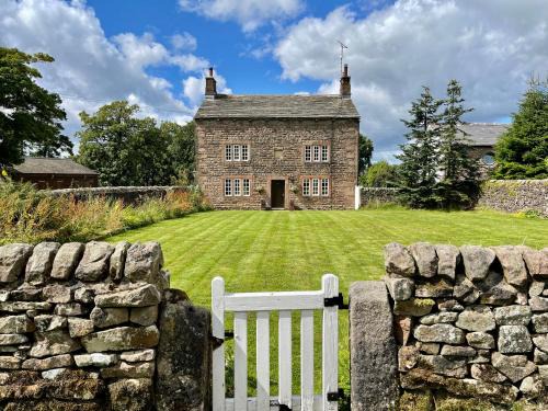 Newton-in-Bowland House | Pet-Friendly Getaway at Marl Hill House - 4 Star Stay!
