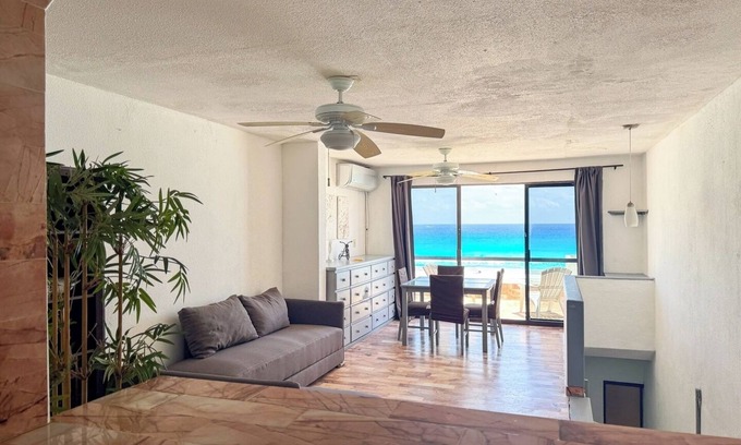 Zona Hotelera Apartment | Marlin Condo 2 Floors, Stunning Sea View in Hz