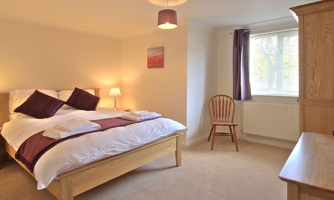 Marlow Apartment | Guest Rated: Marlow Apartments No3 - Family-Friendly Retreat