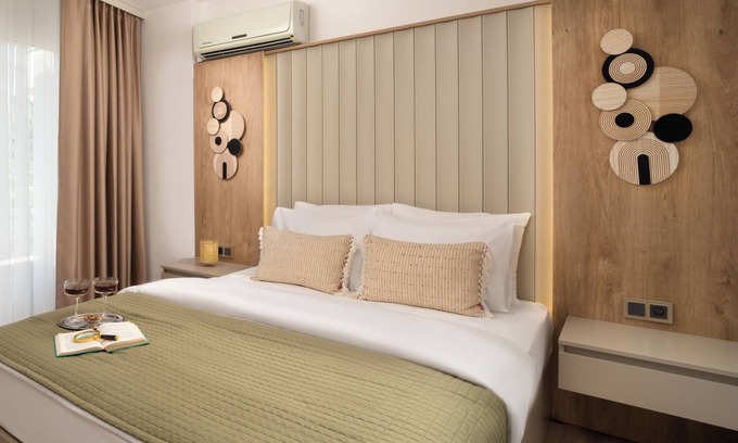 Gumussuyu Mahallesi Apartment | Marmada Suites
