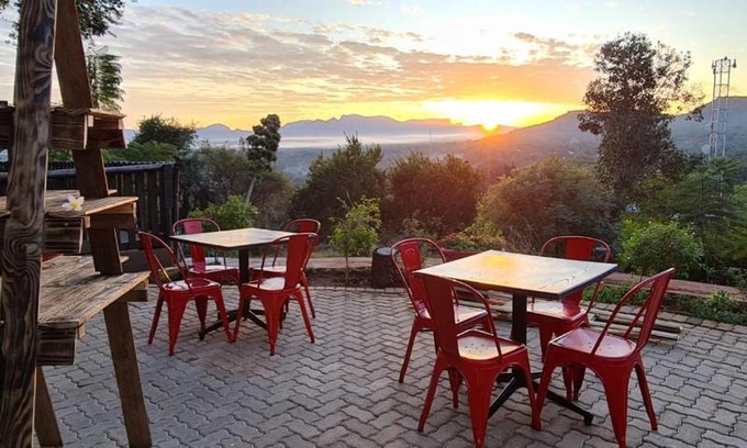 Thabazimbi Cabin | Cozy Maroela Guest Lodge: Family-Friendly with Pool Access