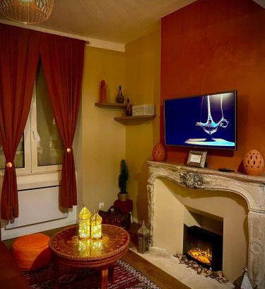 Bourgogne Apartment | Relaxing Apartments in Orléans with Spa and Hot Tub Amenities