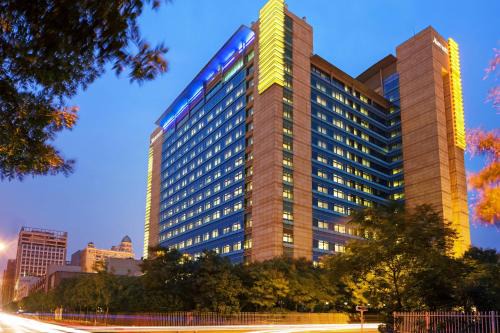 Tanggu Hotel | Elegant Marriott Executive Apartments Tianjin TEDA with Spa