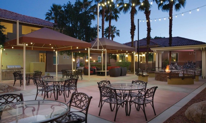 Palm Desert Resort | Experience Marriott's Desert Springs Villas II with Resort Access
