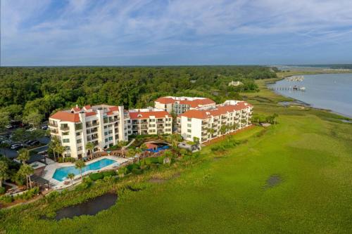 Palmetto Dunes Hotel | Discover Marriott's Harbour Point & Sunset Pointe Retreat