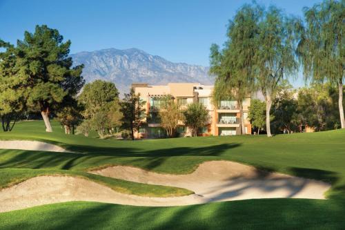 Palm Desert Hotel | Family-Friendly Retreat at Marriott's Shadow Ridge II