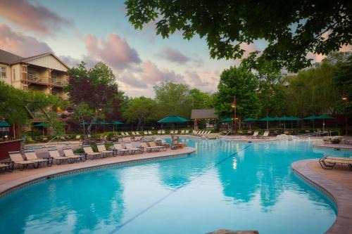 Branson Hotel | Experience Marriott's Willow Ridge Lodge with Ocean Views