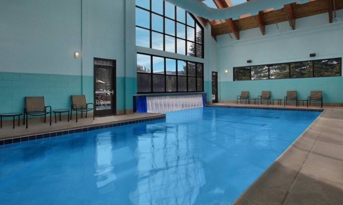 Vail Apartment | Explore Marriotts Streamside at Vail with Pool & Spa