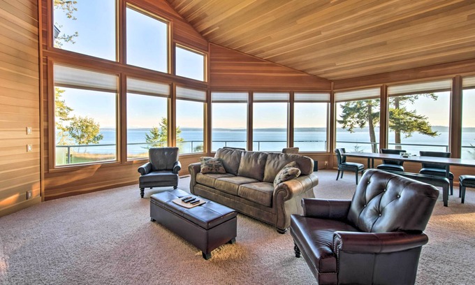 Marrowstone House | Oceanfront Bliss on Marrowstone Island: 20 Mins to Town!