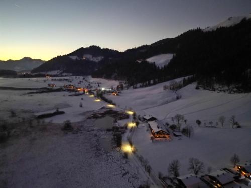 Walchsee Apartment | Discover the Comfort of Marschbachhof for Families and Pets