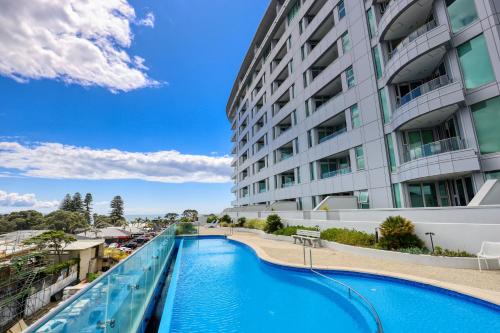 Orewa Apartment | Oceanfront Escape at Ramada Suites by Wyndham Nautilus