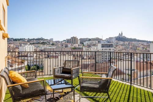Lodi Apartment | Beautiful Views of Notre-Dame de la Garde in Marseille