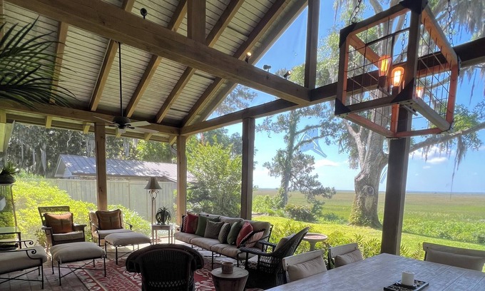 Darien House | Experience Views at Marsh Serenity Near Sapelo & Islands