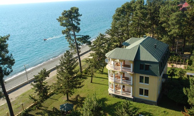 Kobuleti Hotel | Pet-Friendly Marshal Resort Kobuleti with Ocean Views