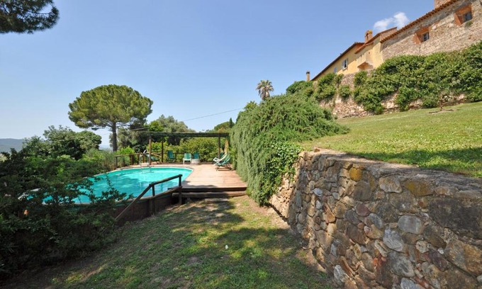 Marsiliana House | Inviting Marsilia: Pet-Friendly Retreat with Pool & Kitchen