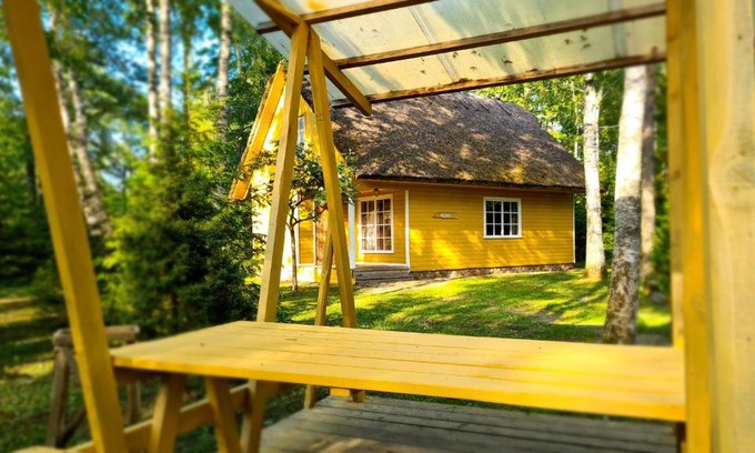 Saaremaa House | Cozy Marta-Lovise puhkemaja Aliine with Ocean Views