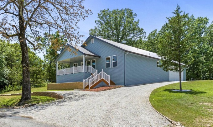 Isabella House | Martha`s Lakeview Ranch