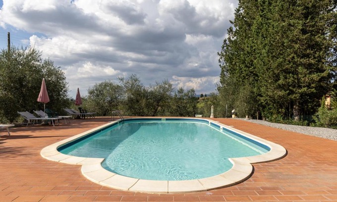 Empoli Villa | Experience Martignana: Family-Friendly & Pet Welcoming Getaway