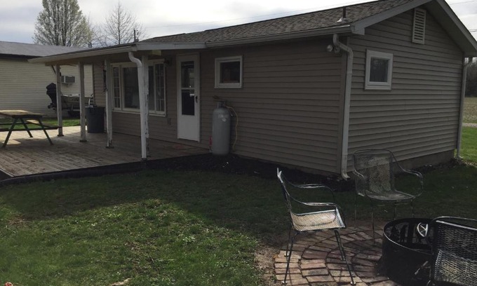 Dresden House | Pet-Friendly Martin's River Cabin with Kitchen Amenities