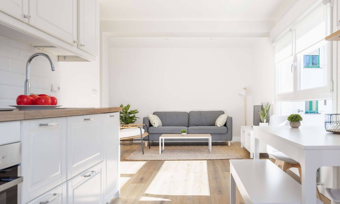 Zarautz Apartment | Martinenea Downtown: Oceanfront Retreat with Terrace