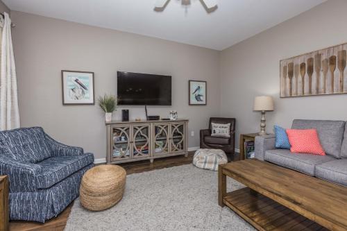 Fort Morgan House | Experience Oceanfront Bliss at Martinique 204 East