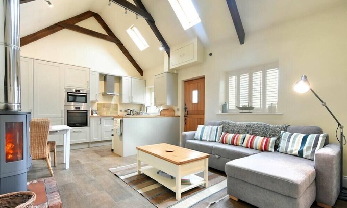 Alnmouth Cottage | Martins Cottage: Romantic Country Retreat in Alnmouth