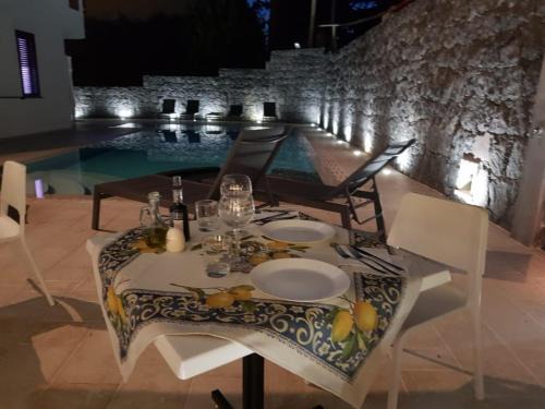 Calatabiano Bed & Breakfast | Discover Marty B&B: Oceanfront Bliss with Top Amenities