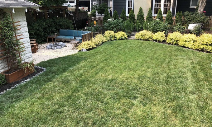Murray Hill House | Inviting Home with Backyard Living Space in Murray Hill