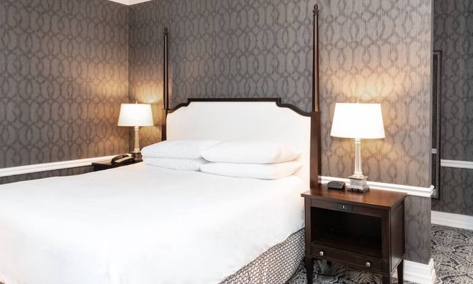 Historic District Hotel | Maryland Inn King: Elegant Waterfront Stay with Cozy Fireplace