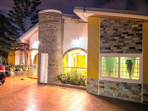 Accra Cabin | Family-Friendly Retreat at Maryluxe Stays Awaits You