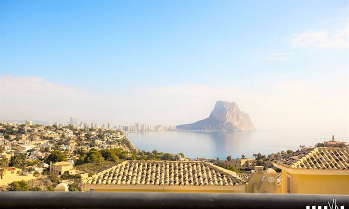 Calpe House | Maryvilla: Coastal Retreat with Pool & Spa in Calpe