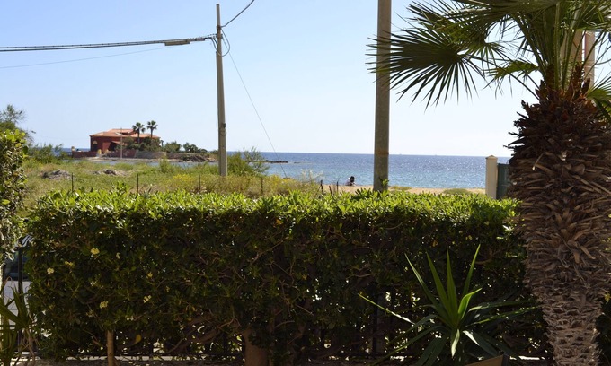 Marzamemi Apartment | Oceanfront Retreat at Marzamemacations with Spa & Hot Tub