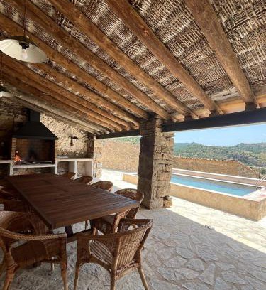 Morella House | Elegant Masía La Perera: Pet-Friendly 4-Star Retreat