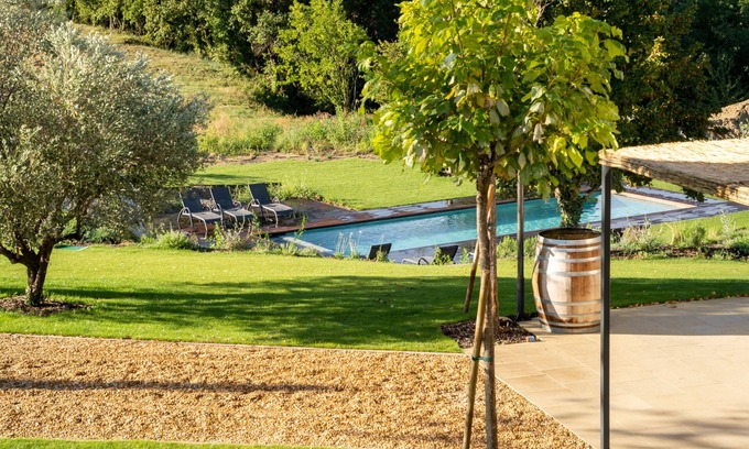 Villedieu Other | Experience Un Nid en Provence: Private Pool & Ocean Views