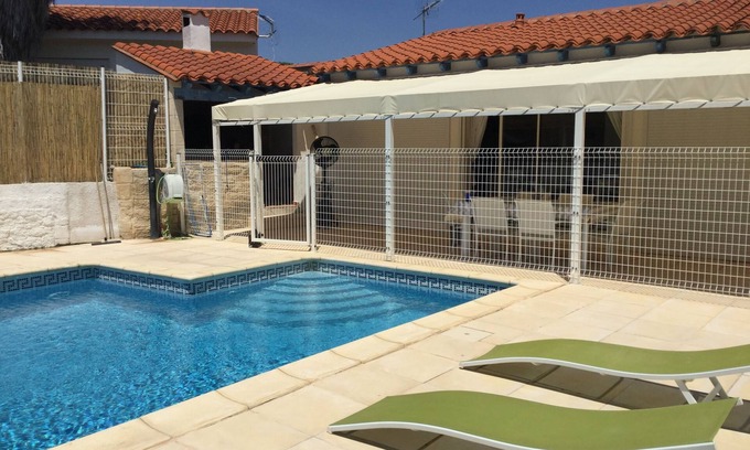 Perpignan House | MAS CATALAN: Oceanfront Paradise with Private Pool & Spa