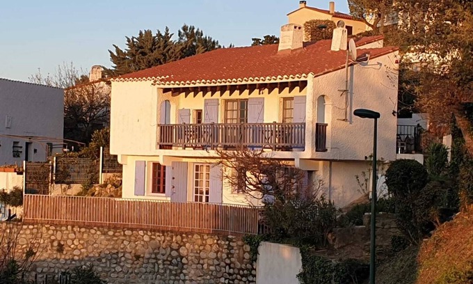 Laroque-des-Alberes Other | Mas Catalan: Panoramic Views of the Roussillon Plain