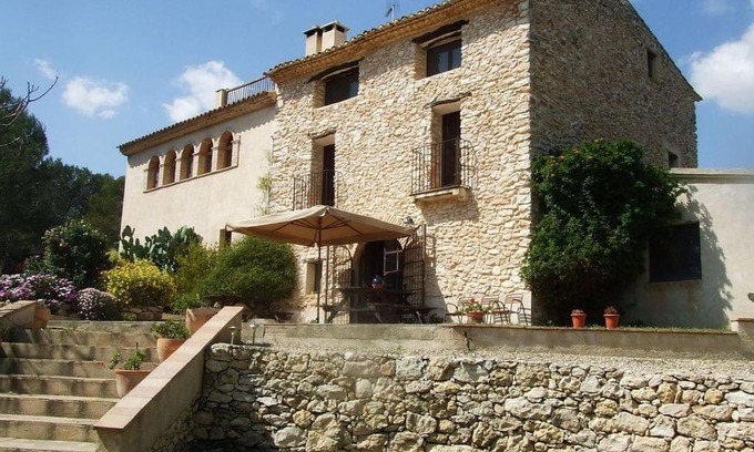 Renau Villa | Elegant Mas de l'Aleix - 1718: Top Guest Rated Getaway