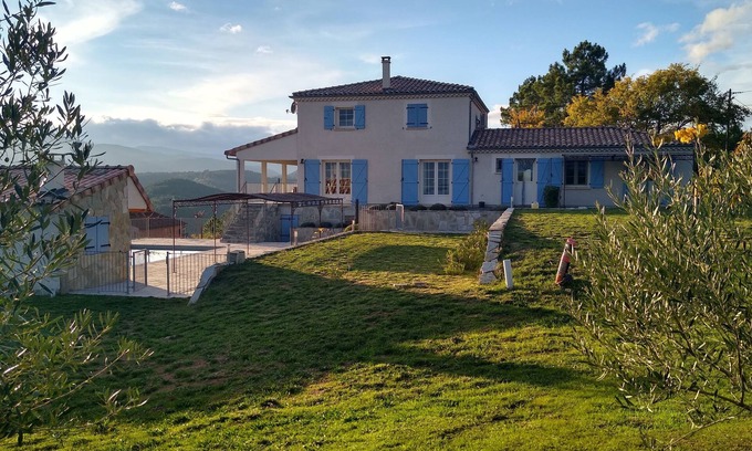 Chambonas Villa | Relaxing Villa with Infinity Pool and Family-Friendly Amenities