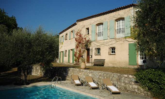 Chateauneuf-Grasse Villa | Mas des Corneilles: Idyllic Retreat with Pool & Olive Trees