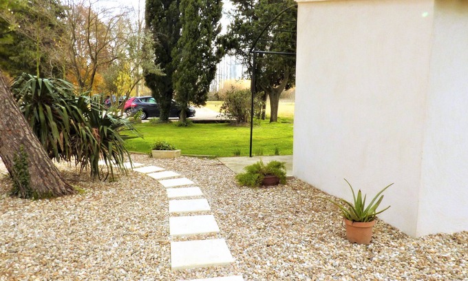Arles House | Family Getaway at L'Évasion Arles Camargue with Pool & Spa