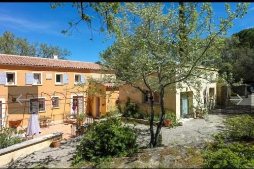 Venasque House | Discover Mas du Kairos: Oceanfront Retreat with Pool