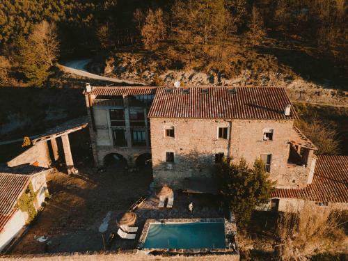 Ripoll House | Mas el Mir: Oceanfront Haven with Top Guest Ratings
