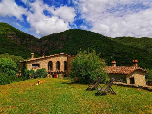 Susqueda House | Mas els Terrats: Pet-Friendly Oceanfront Retreat