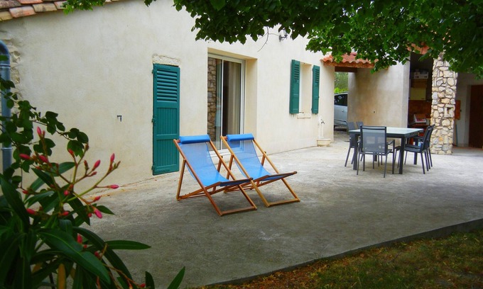 Sauzet House | Relaxing Mas in Drôme Provençale with Private Pool & Views