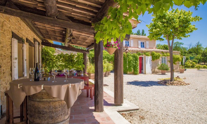 Orange House | Discover Mas Julien: Exceptional Stay with Pool & Spa