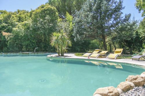 Graveson Villa | Discover Mas Jullian: 4-Star Haven with Pool & Family Fun