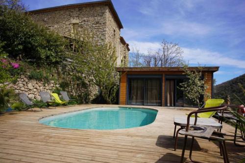 Valleraugue Apartment | Family-Friendly Retreat at Mas La Rainette Chez Raphael