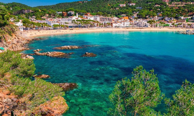 Corca Villa | Mas Mascaró Villa: Ideal Family Getaway with Private Pool