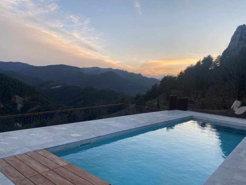 Gombren House | Family Retreat at Mas Merolla - Pet Friendly with Pool