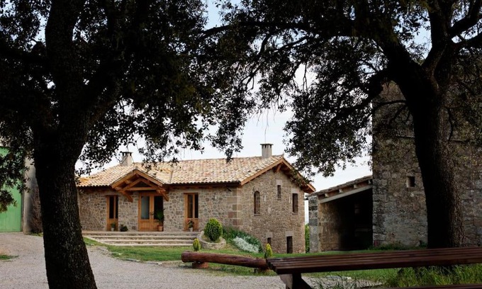 Plandogau Villa | Mas Monestirol - Enchanting Retreat Under the Stars